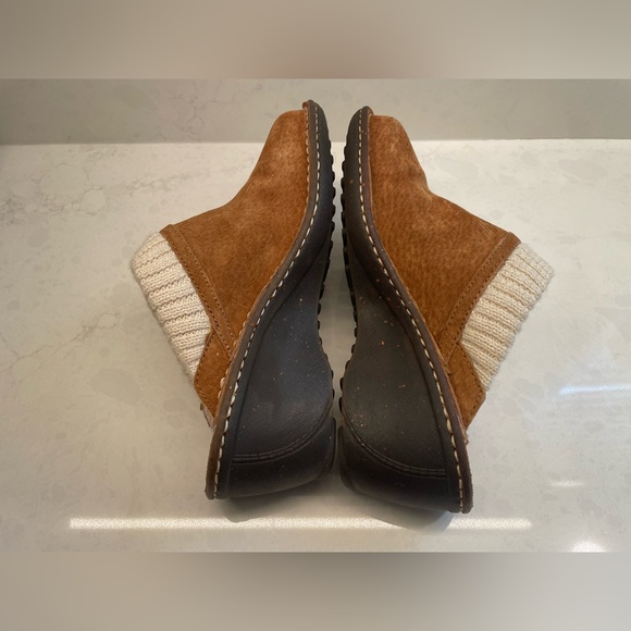 UGG Brown Slip-On Clogs - Picture 2 of 10